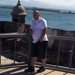 Meet your Posher, Cesar